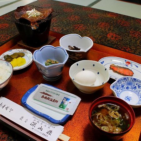 ชินซันโซะ Hotel ทาคายาม่า ภายนอก รูปภาพ