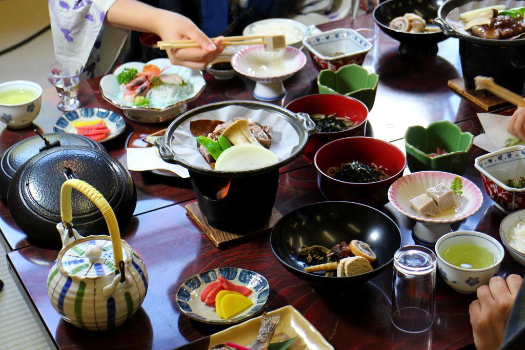 ชินซันโซะ Hotel ทาคายาม่า ภายนอก รูปภาพ